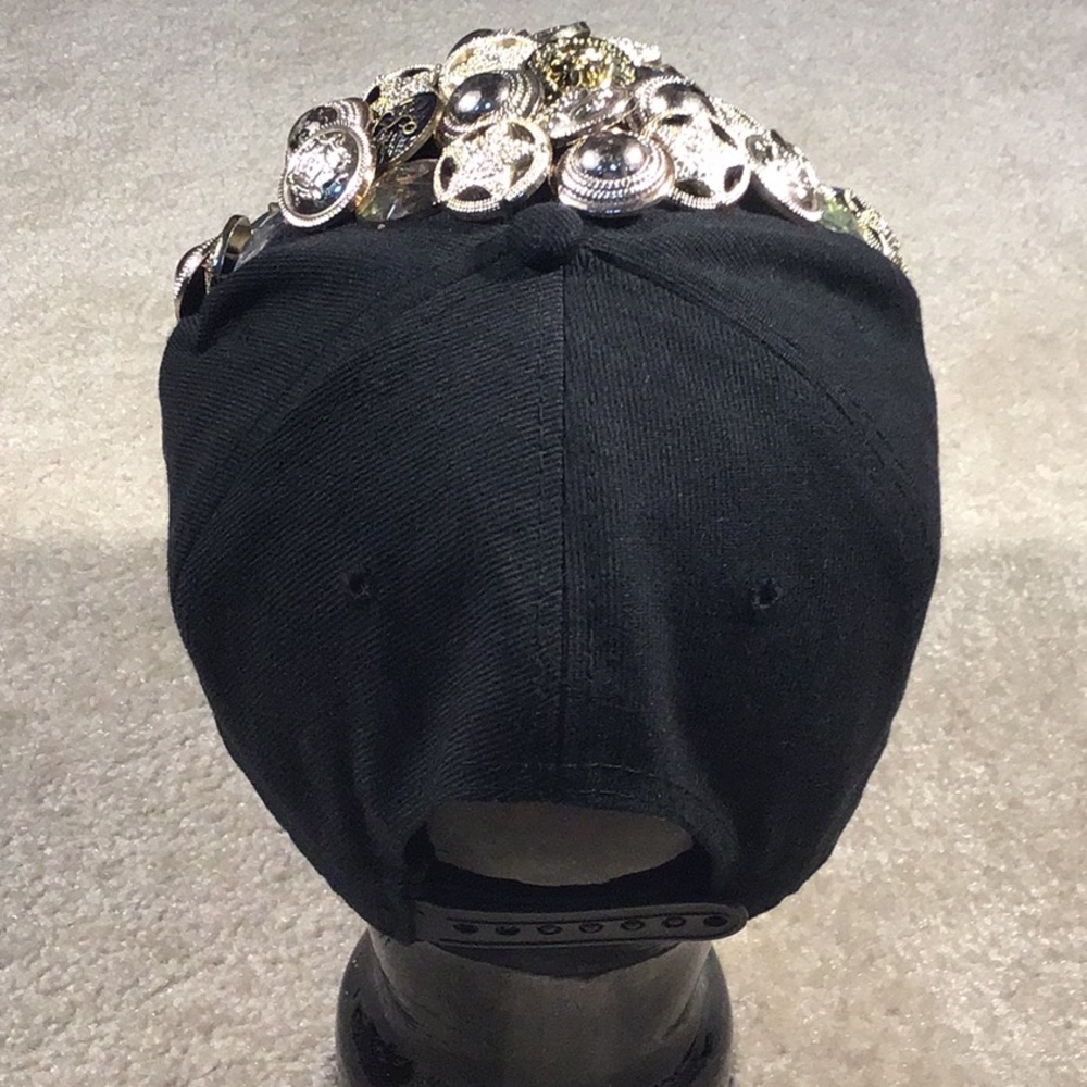 Custom made “Funky” cap - Picture 6 of 6